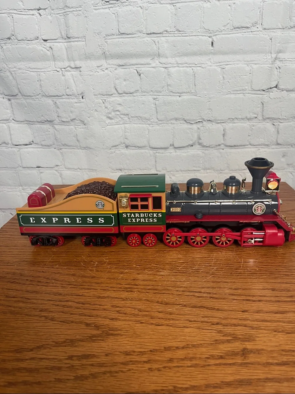 Starbucks Holiday Express Train with working lights and poster like new 2003